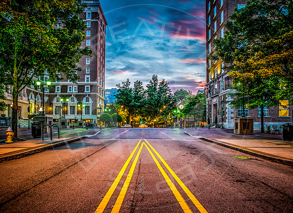 GVL_ViewUpMainStreet